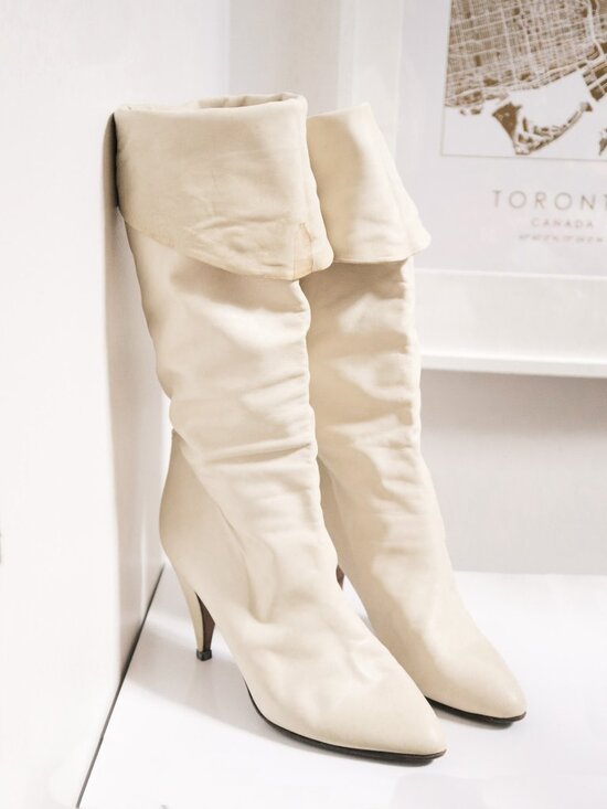 Vintage Shoes - AS IS - Vanilla Cream Slouchy Pull On Italian Leather Knee High Heeled Boots